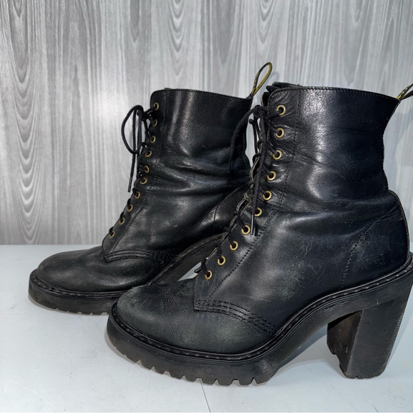 Dr. Martens Women’s Kendra Combat Leather Boots Lug Heels Lace Up Black Sz 10 - Picture 1 of 9